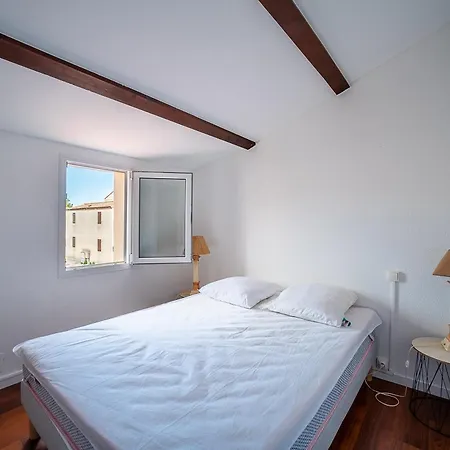 Les Acacias - Moins D1 Km De La Apartmán